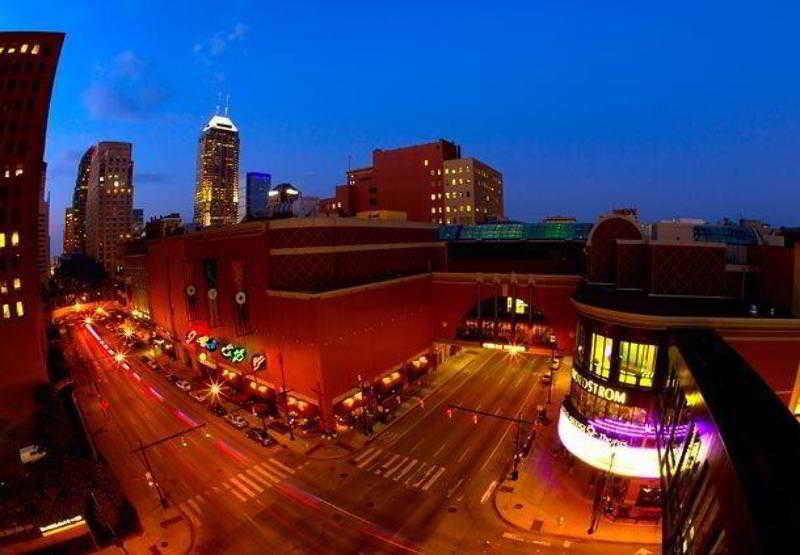 Springhill Suites Indianapolis Downtown Exterior foto